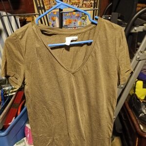 Abound Women's V-Neck Short Sleeve Top - Olive